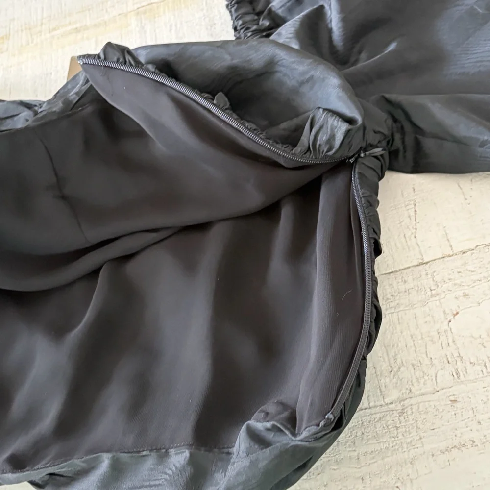 J.Crew NWT size 12 Ruched Puff Sleeve Cropped Top Black Long Sleeve Off Shoulder